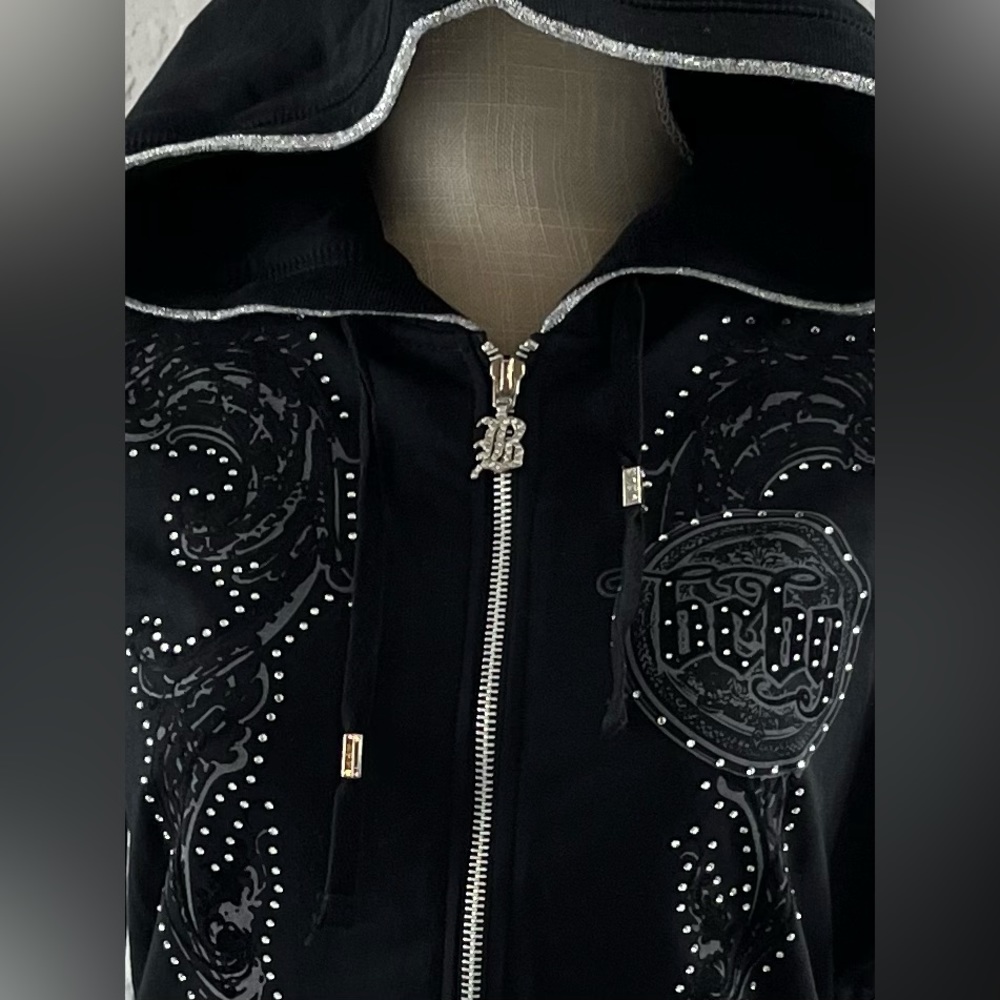 BCBG Maxazria Size:L WomenHoodie/Pants Phinestone Detail Shimmer Thread Outline - Picture 4 of 16